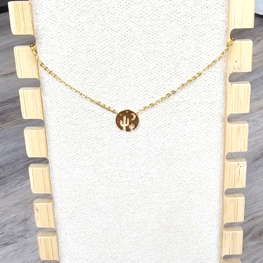 14k Gold Plated Dainty Circle Desert Necklace